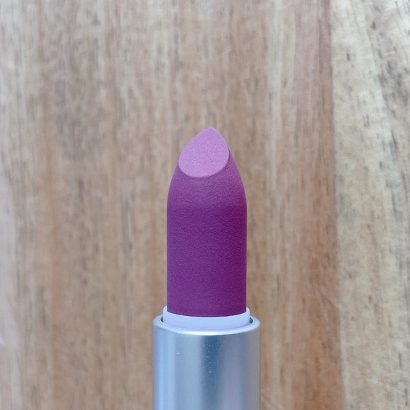 Mac Lipstick Powder Kiss Lipstick 305 Burning Love - Picture 5 of 15